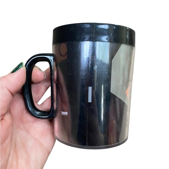 Lot of two vintage 1980s Snap-On Tool Mugs featuring toolmate girls Pin-up - Picture 9 of 11